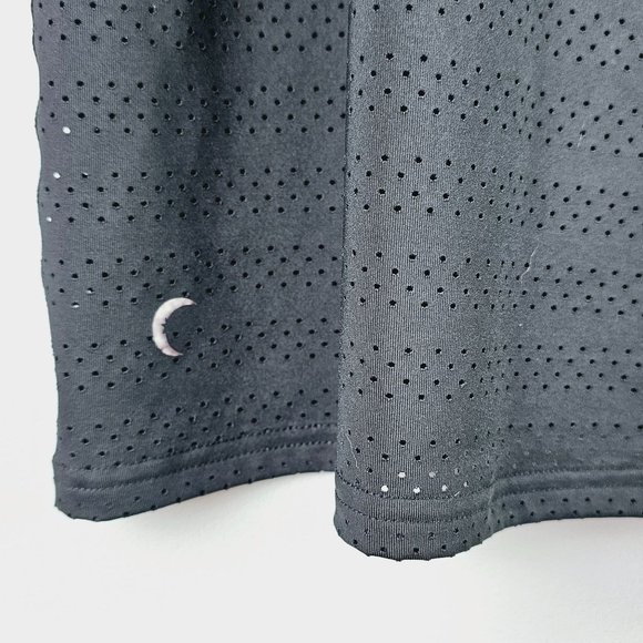 Zyia Active Perforated Lightweight Breathable Mesh Black Tank Top, M - Picture 7 of 8